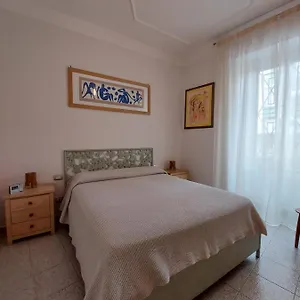 Grazioso Bilocale Nel Cuore Dell'appio-latino Roma